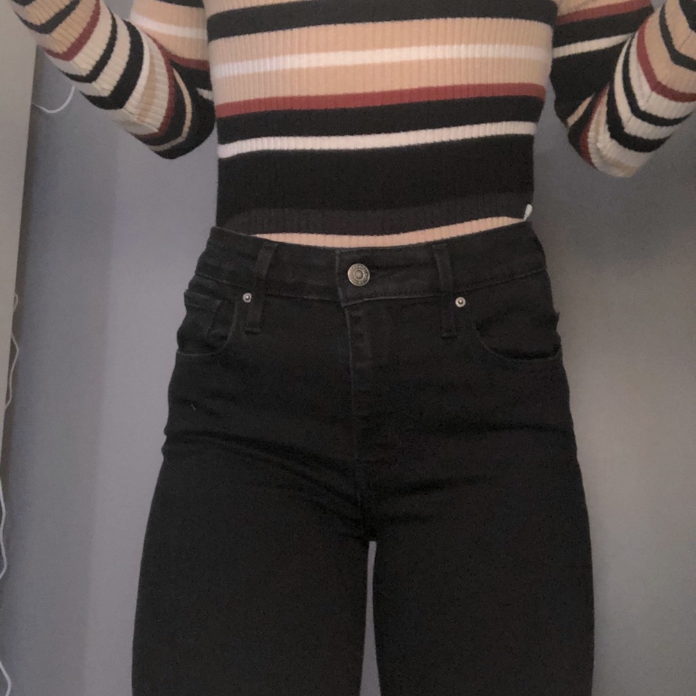 Sold Black High-rise Levi’s